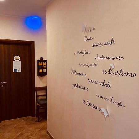 ホテル Casa Friends Lingotto Ospedali Metro Spezia トリノ エクステリア 写真