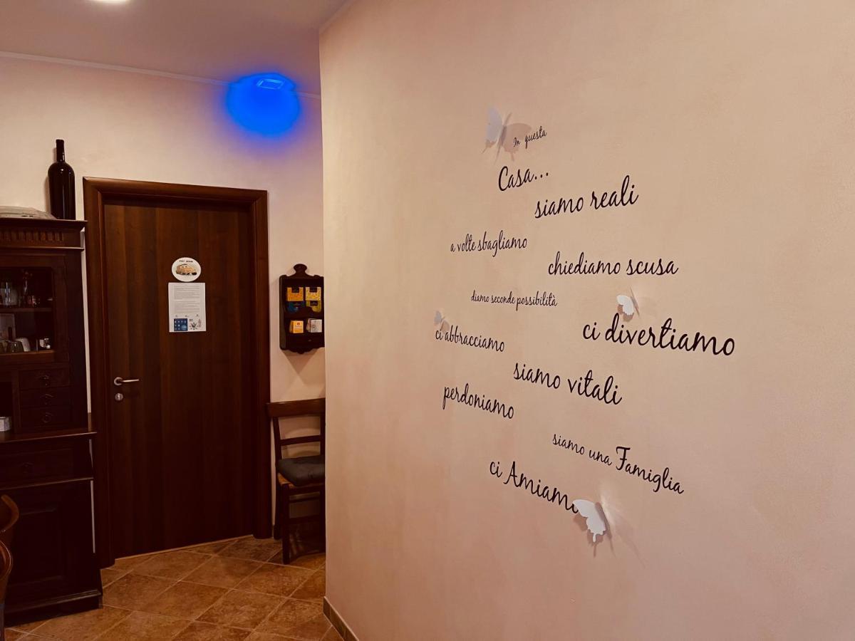 ホテル Casa Friends Lingotto Ospedali Metro Spezia トリノ エクステリア 写真