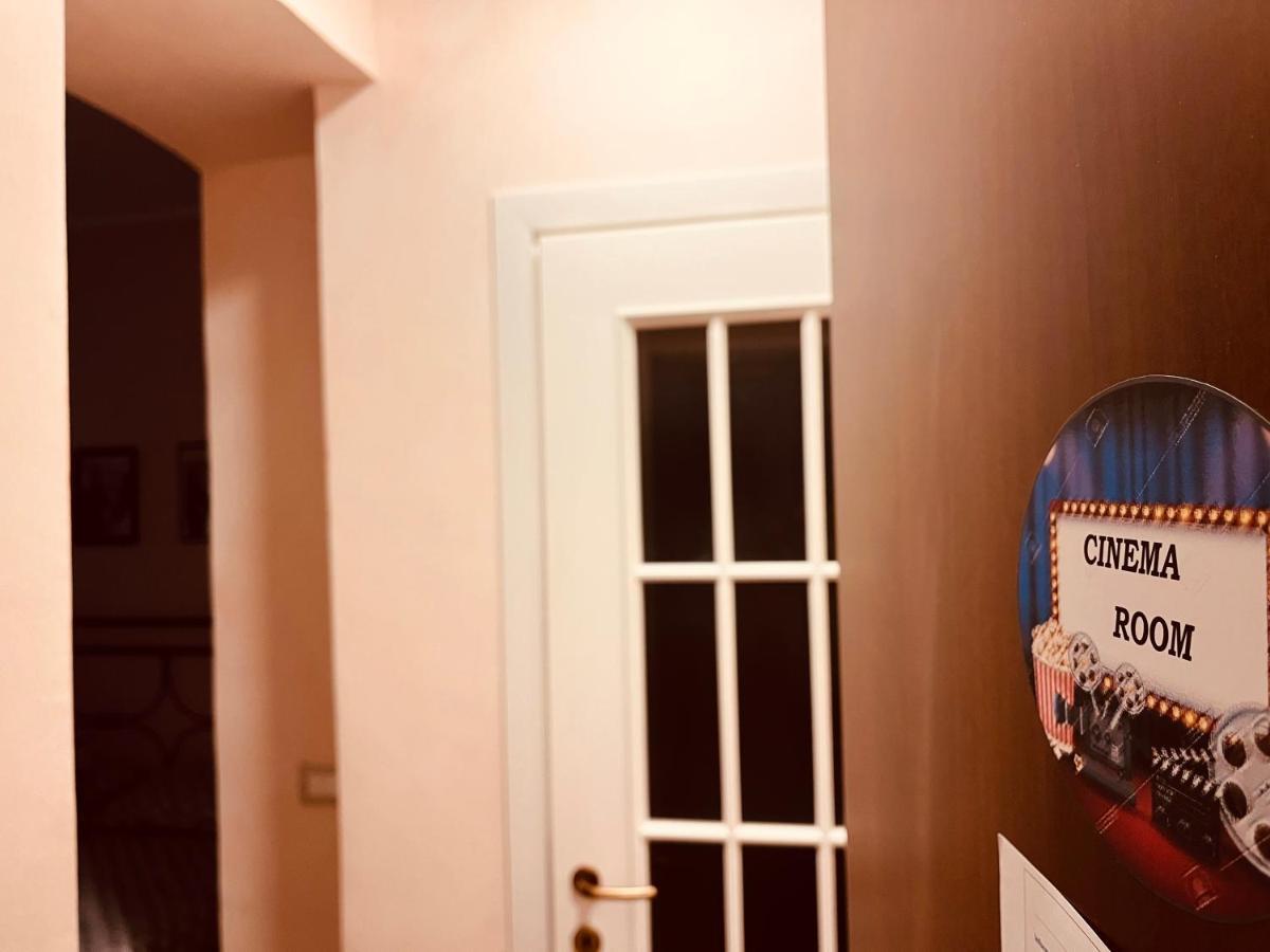 ホテル Casa Friends Lingotto Ospedali Metro Spezia トリノ エクステリア 写真