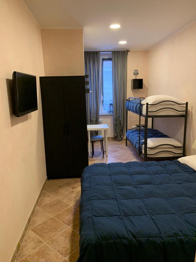 ホテル Casa Friends Lingotto Ospedali Metro Spezia トリノ エクステリア 写真