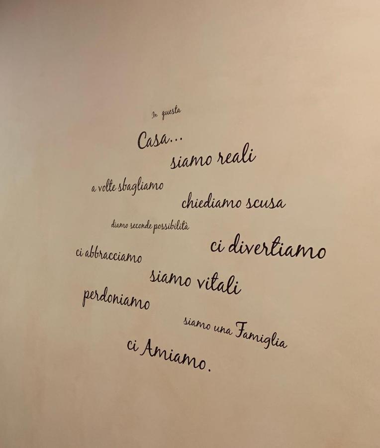 ホテル Casa Friends Lingotto Ospedali Metro Spezia トリノ エクステリア 写真